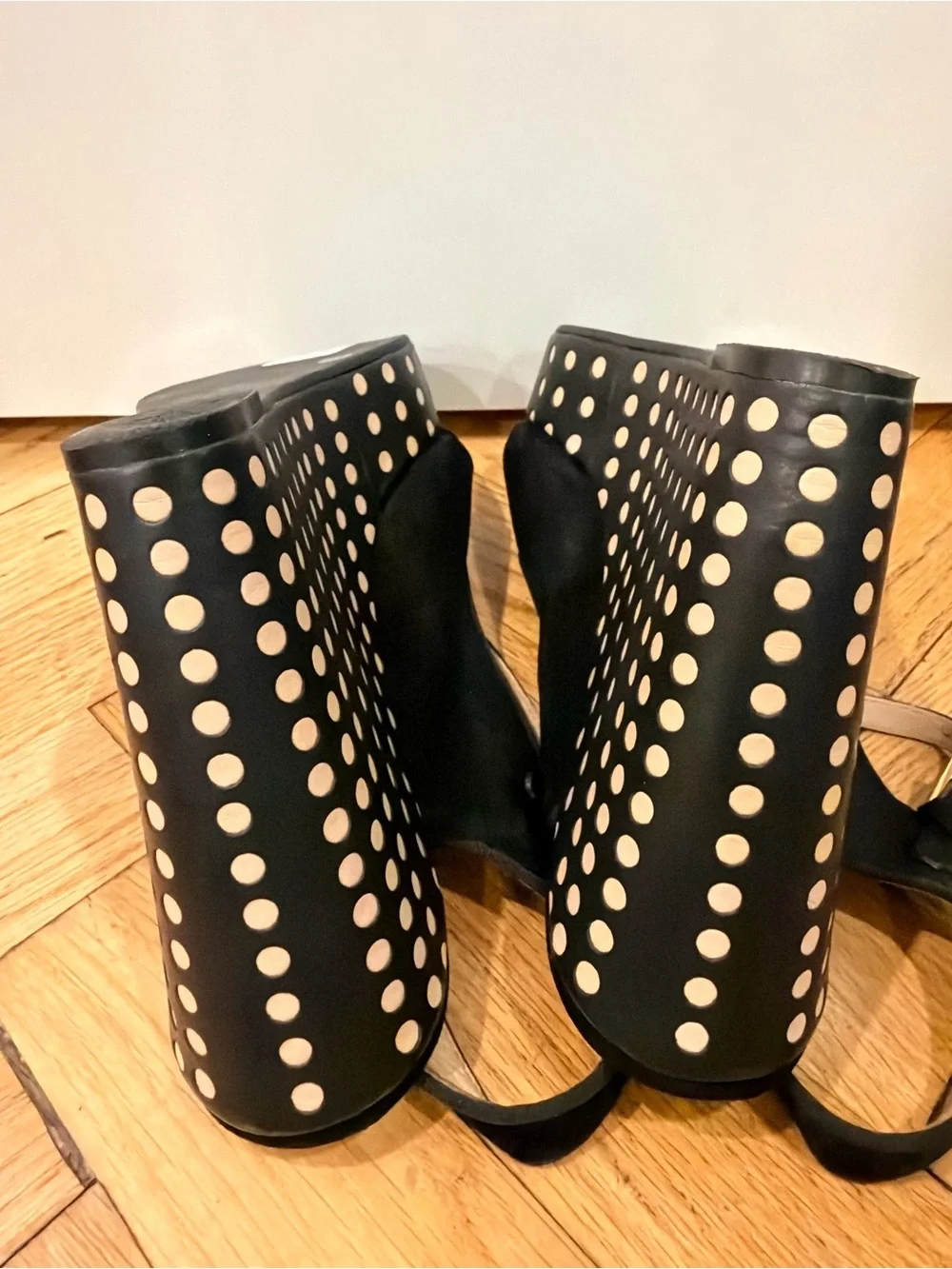 Tory Burch Black Suede Polka Dot Platform Wedge Sandals Size 11